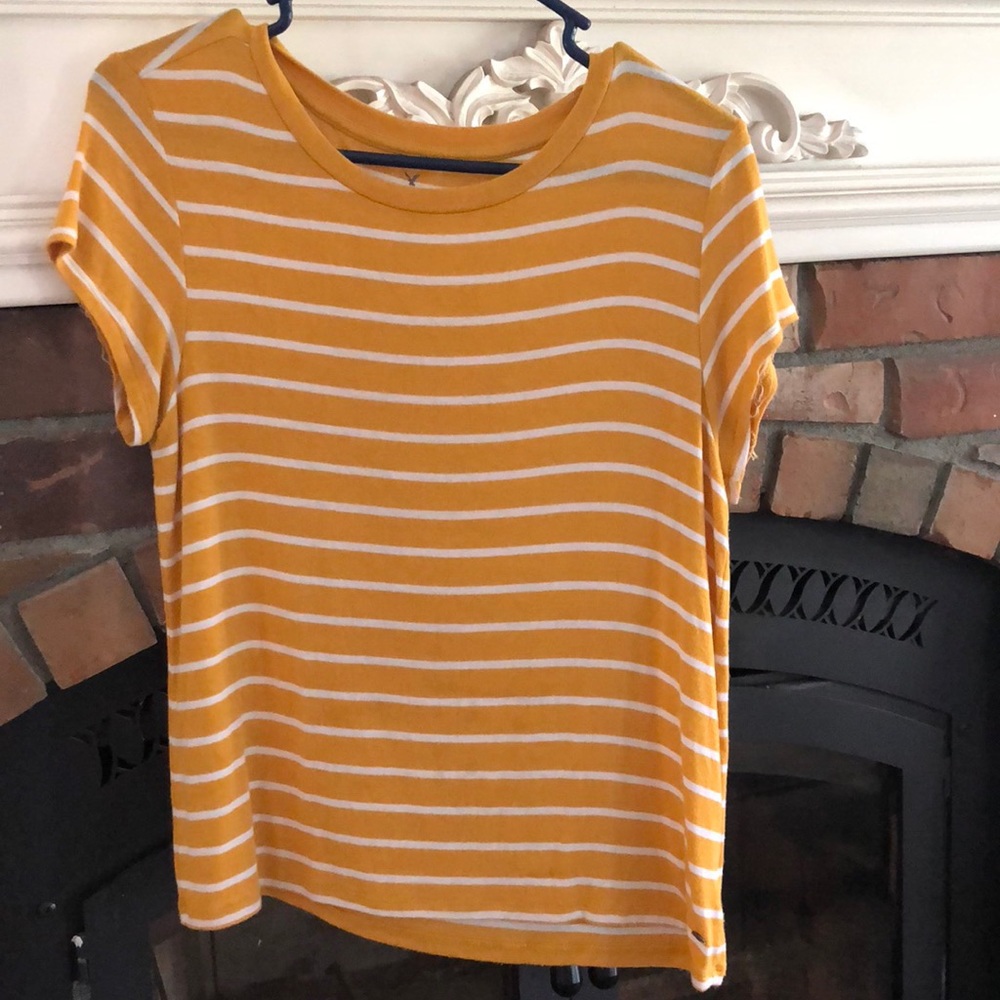 American Eagle soft and sexy tee
